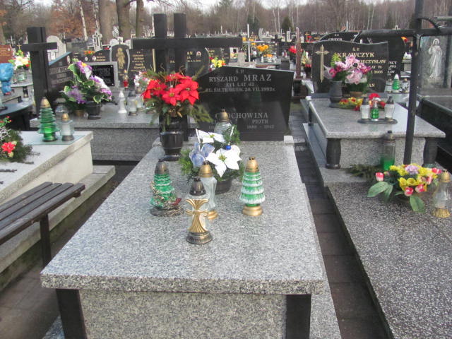 Grób Ryszard Mraz
