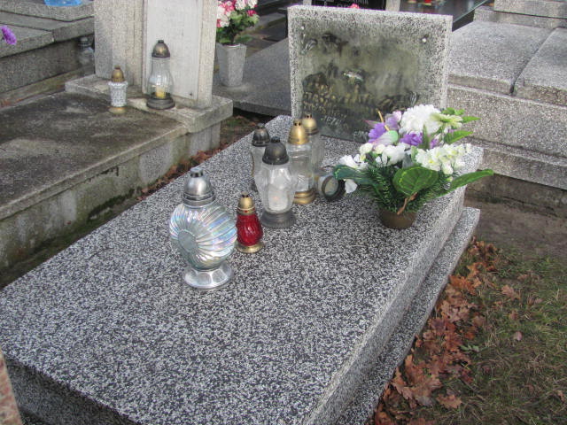 Grób Lucyna Schabowska