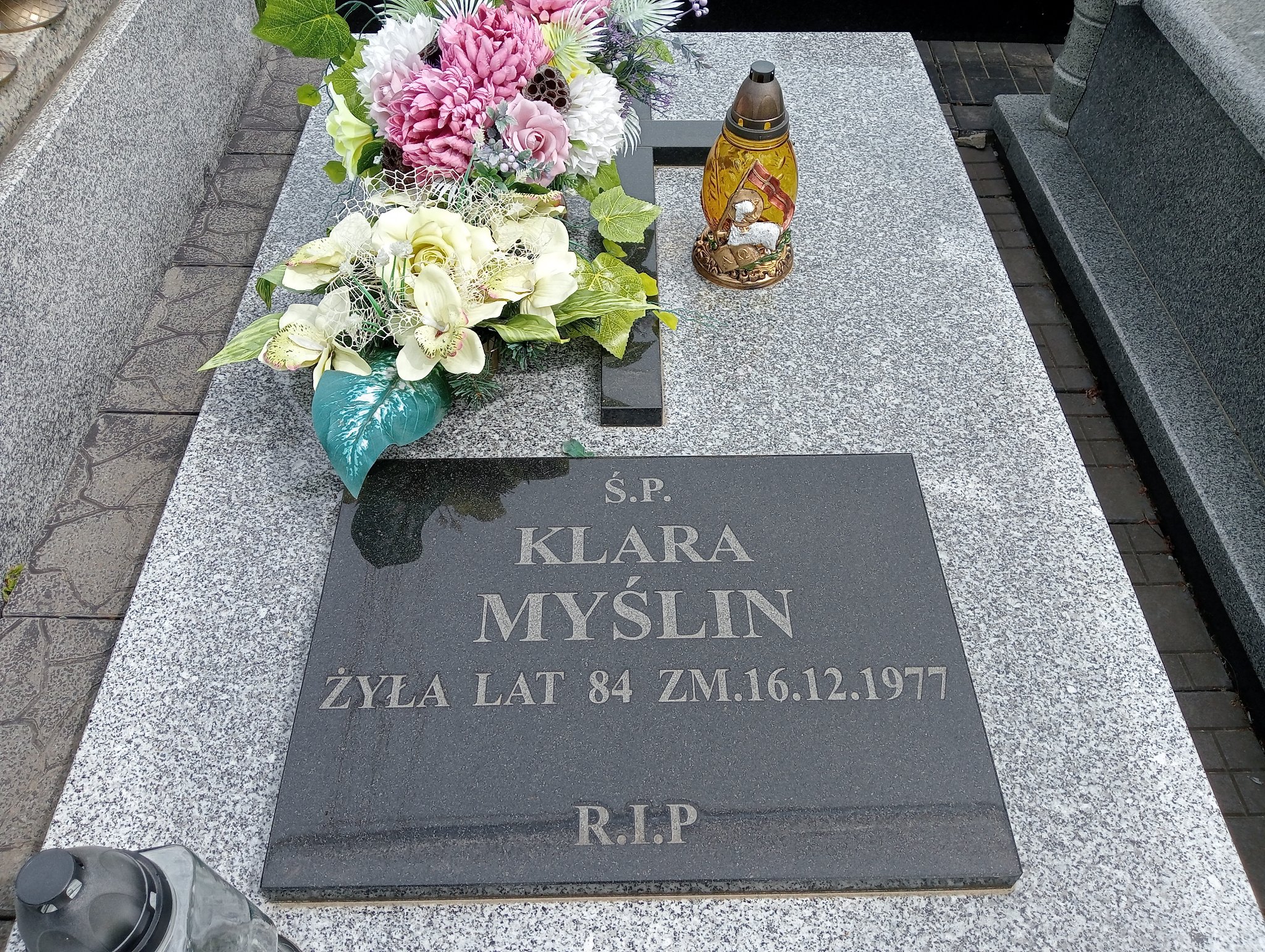  - Grobonet - kup kwiaty