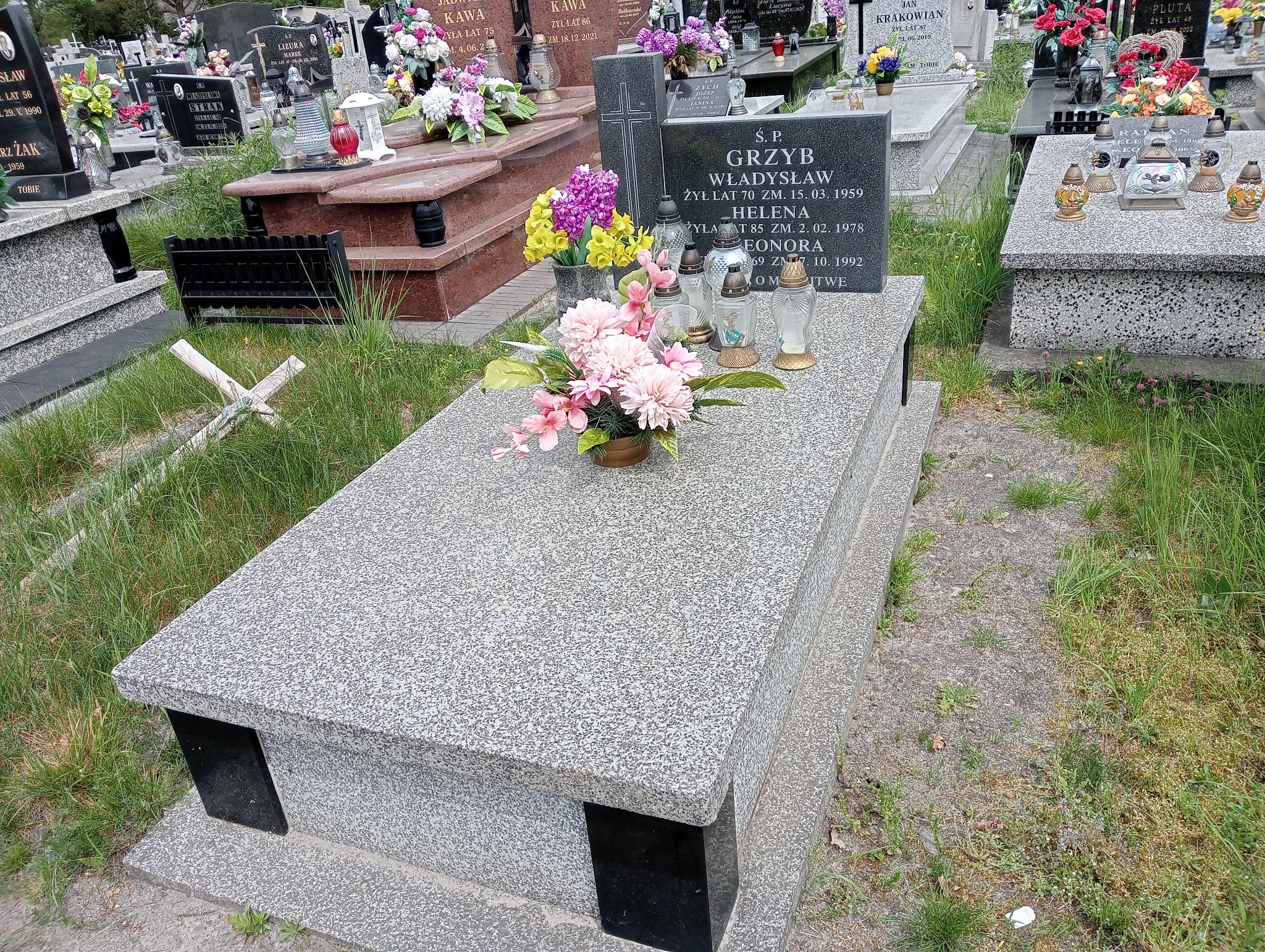 Grób Helena Grzyb